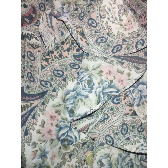 5/$25 EUC Sz 10P Womens Blue Pink Ruffle Neck Blouse Sheer Collared Paisley - Picture 4 of 8